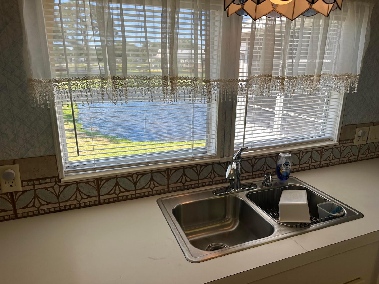 555 Tropical Isles Circle — photo 6