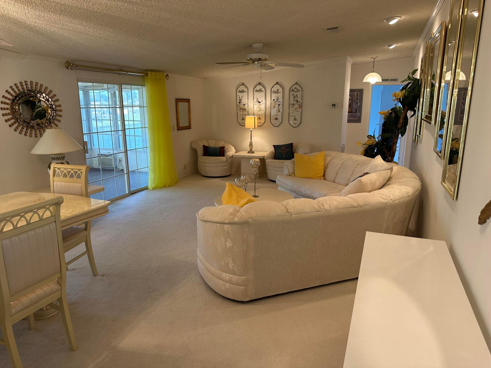 555 Tropical Isles Circle — photo 8