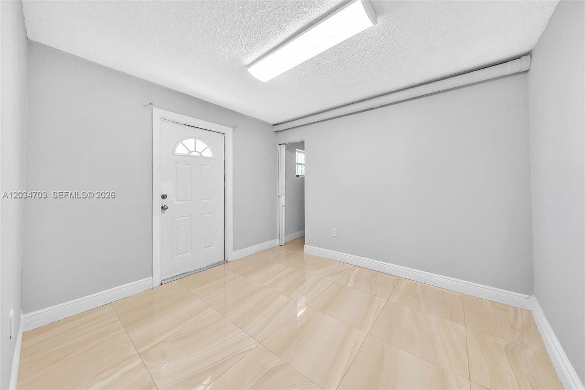 5445 W 27th Lane, Hialeah, FL 33016 photo 18