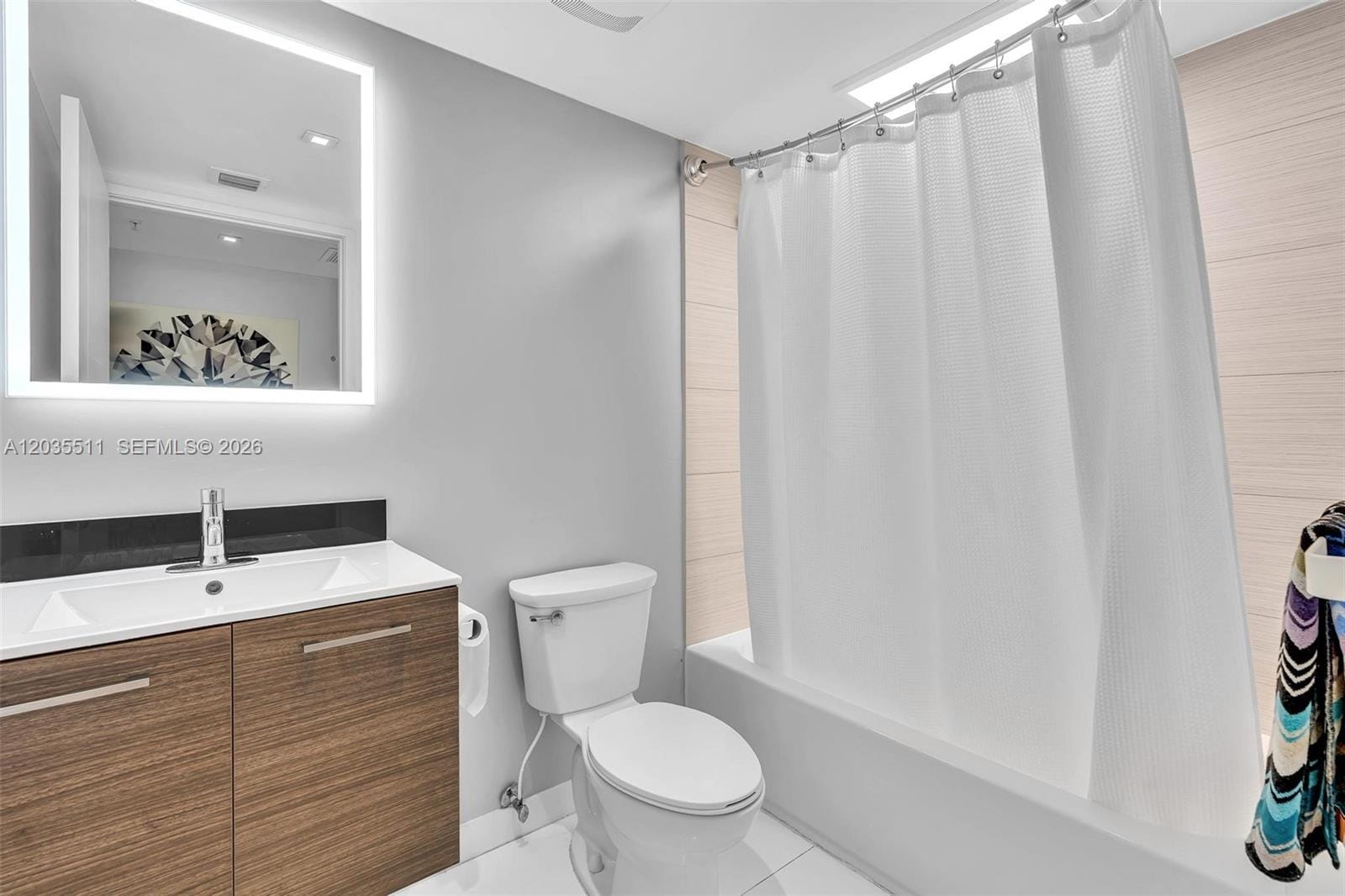 9901 E Bay Harbor Drive 802 — photo 11