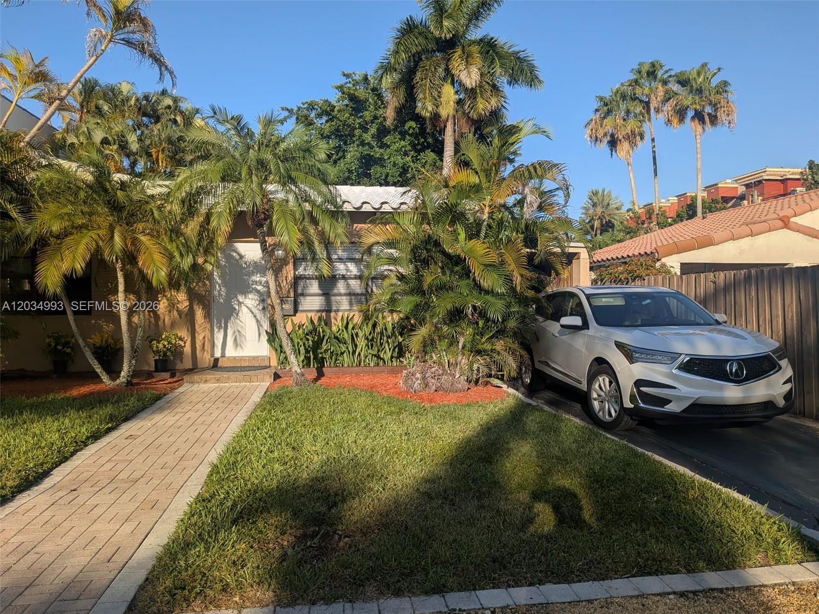 1104 NE 17th Terrace 12, Fort Lauderdale, FL 33304, Fort Lauderdale