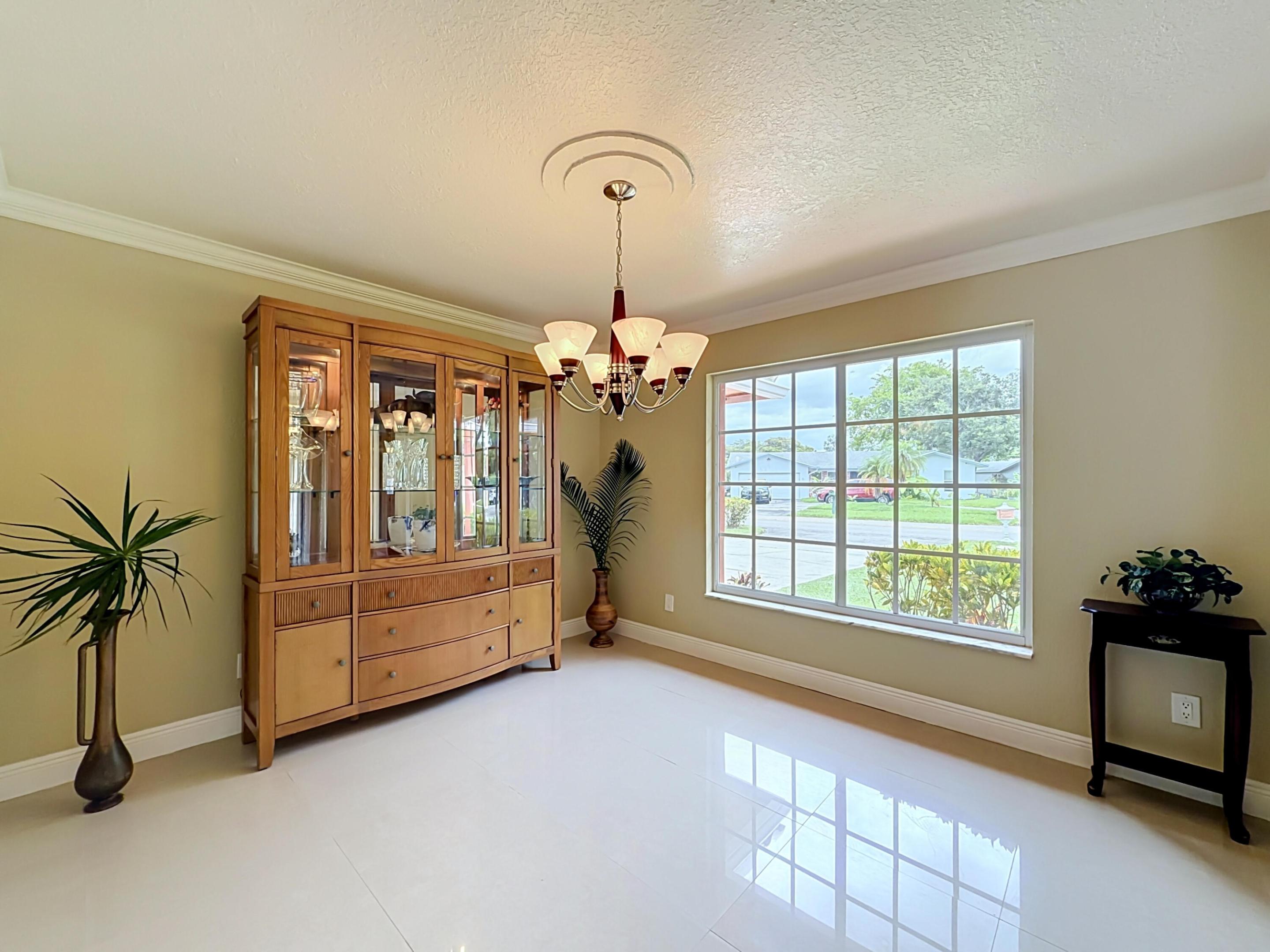851 E Plantation Circle, Plantation, FL 33324 photo 14