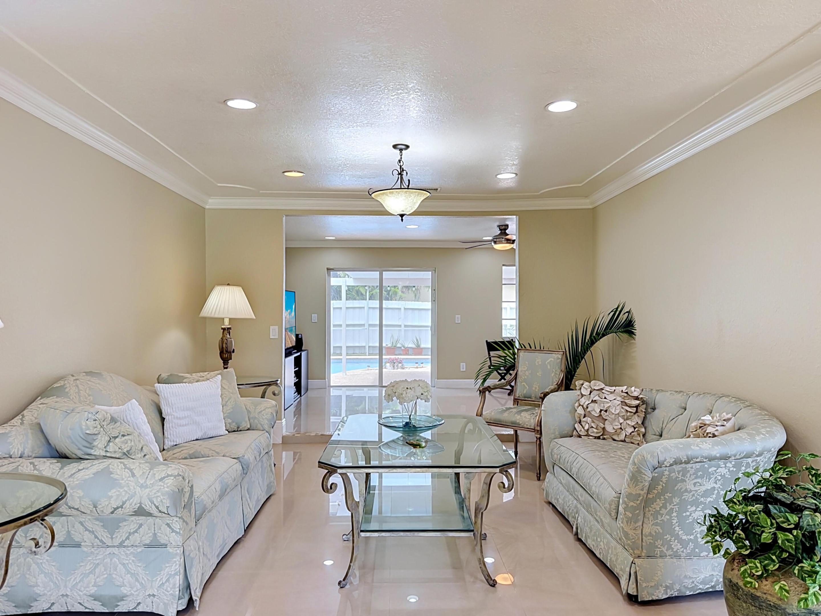 851 E Plantation Circle, Plantation, FL 33324 photo 19