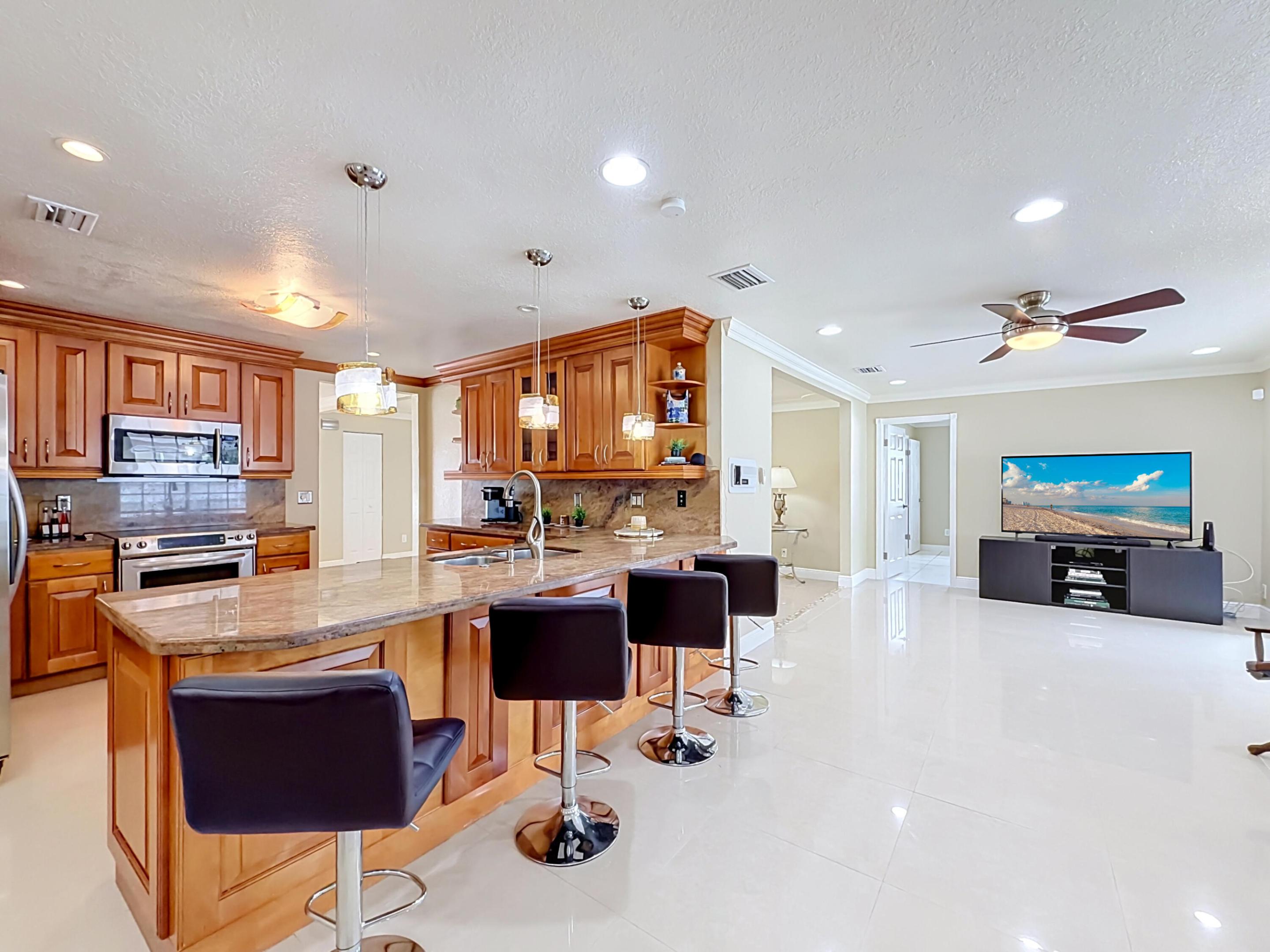851 E Plantation Circle, Plantation, FL 33324 photo 29