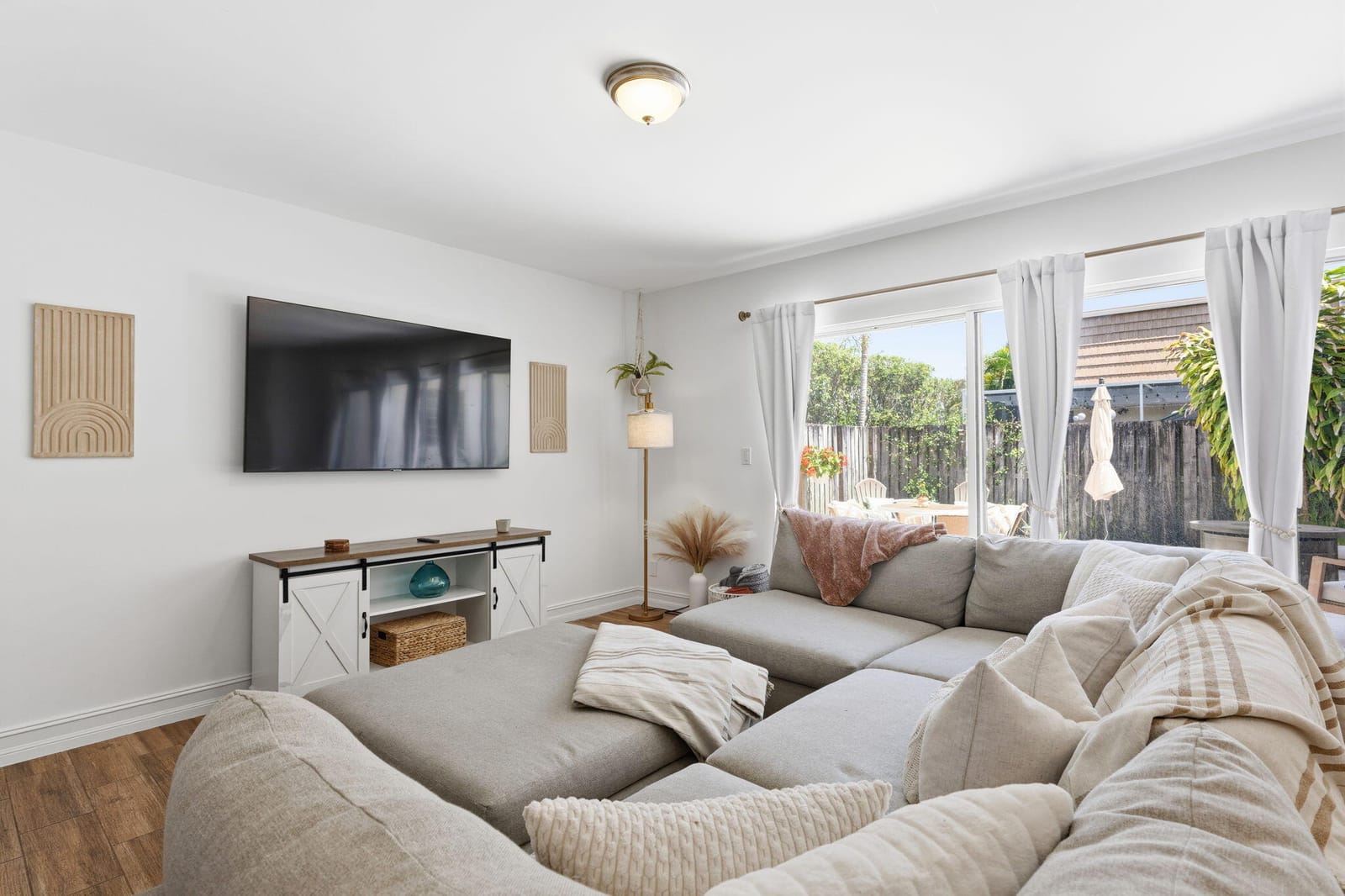 11588 Winchester Drive — photo 5