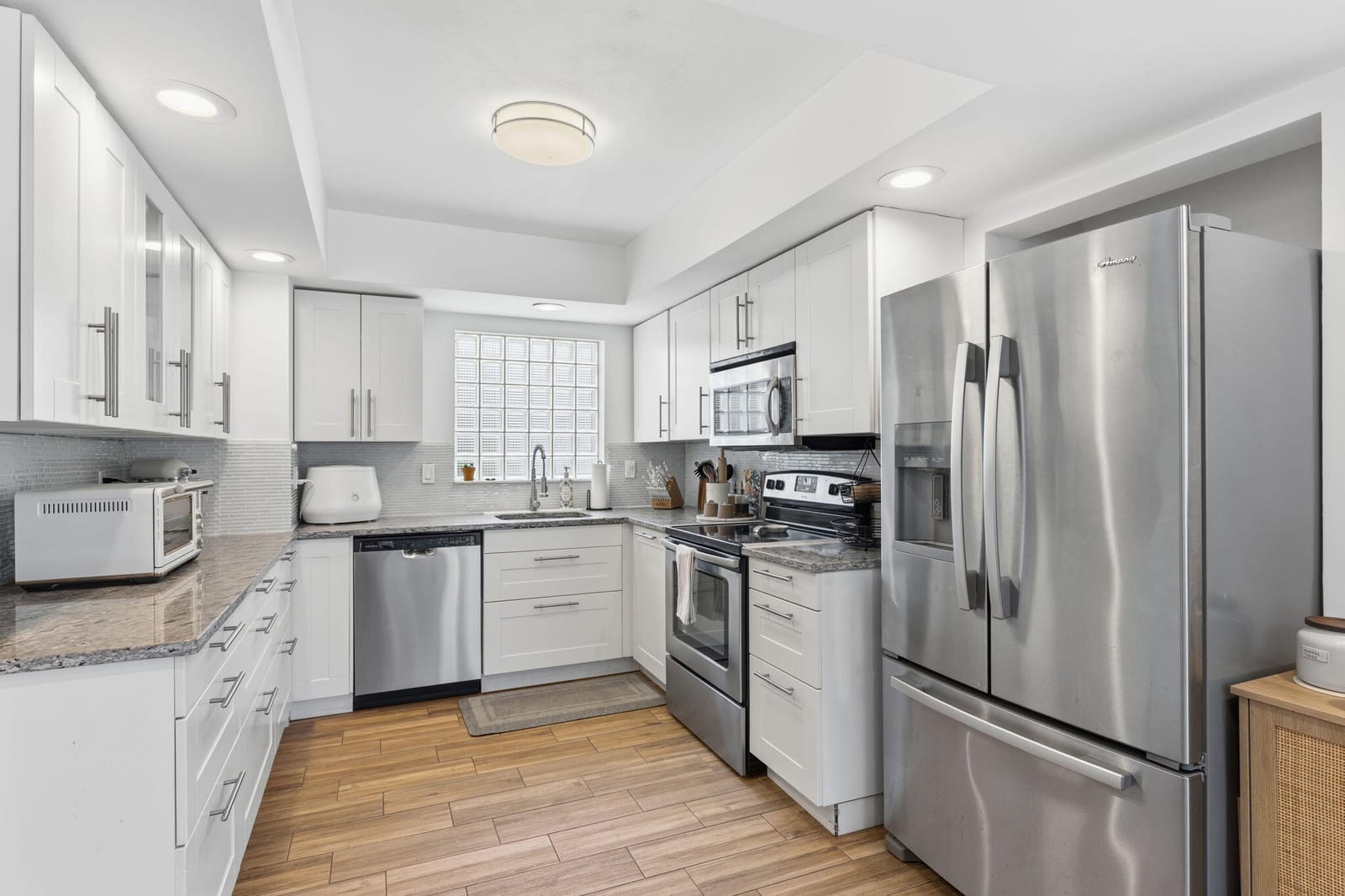 11588 Winchester Drive — photo 10