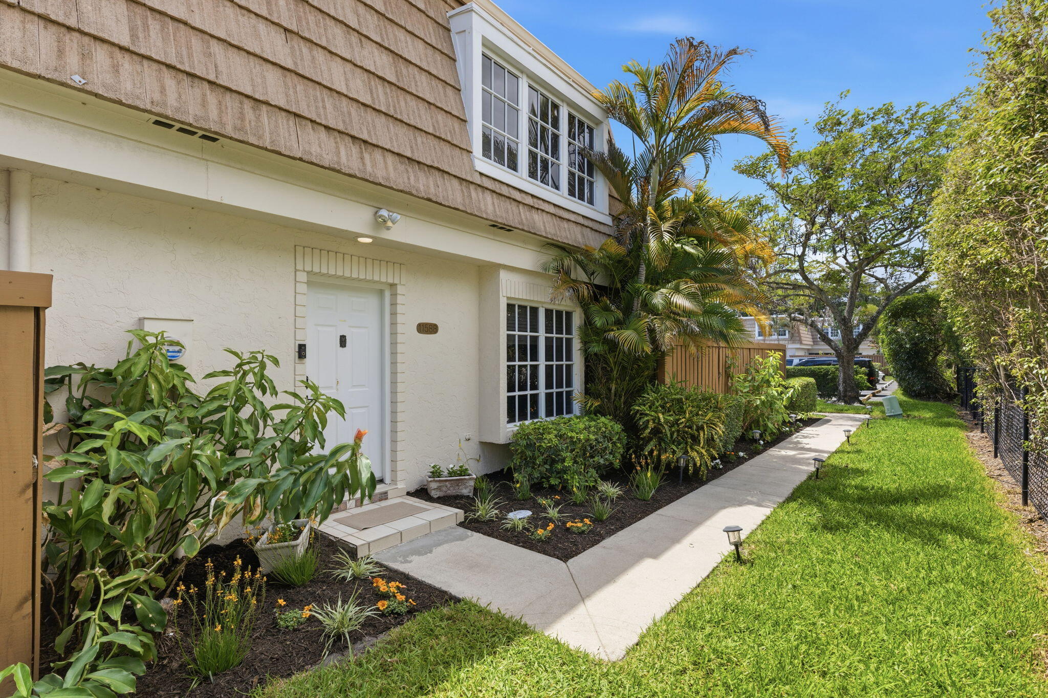 11588 Winchester Drive, Palm Beach Gardens, FL 33410, Palm Beach Gardens