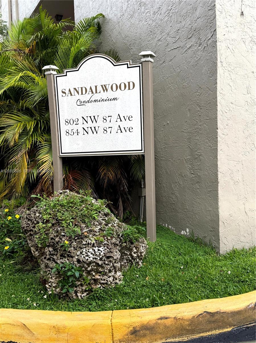 802 NW 87th Avenue 321, Miami, FL 33172