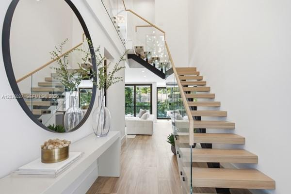 555 Catalonia Avenue — photo 3