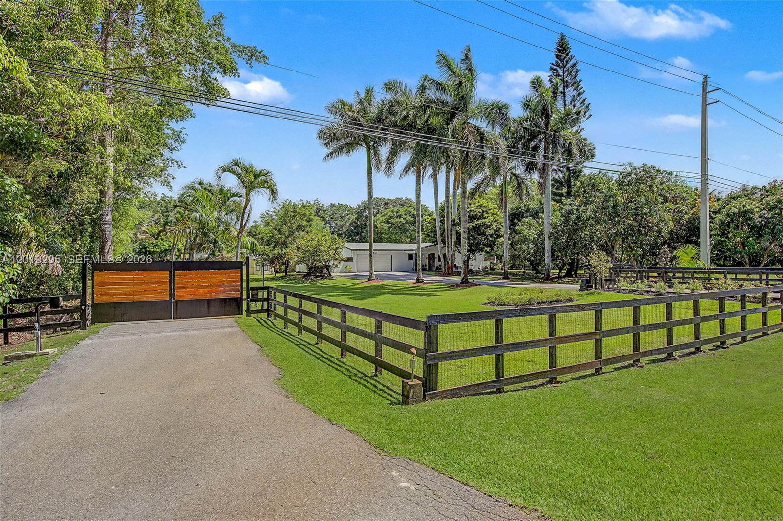 13811 SW 26th Street, Davie, FL 33325, Davie