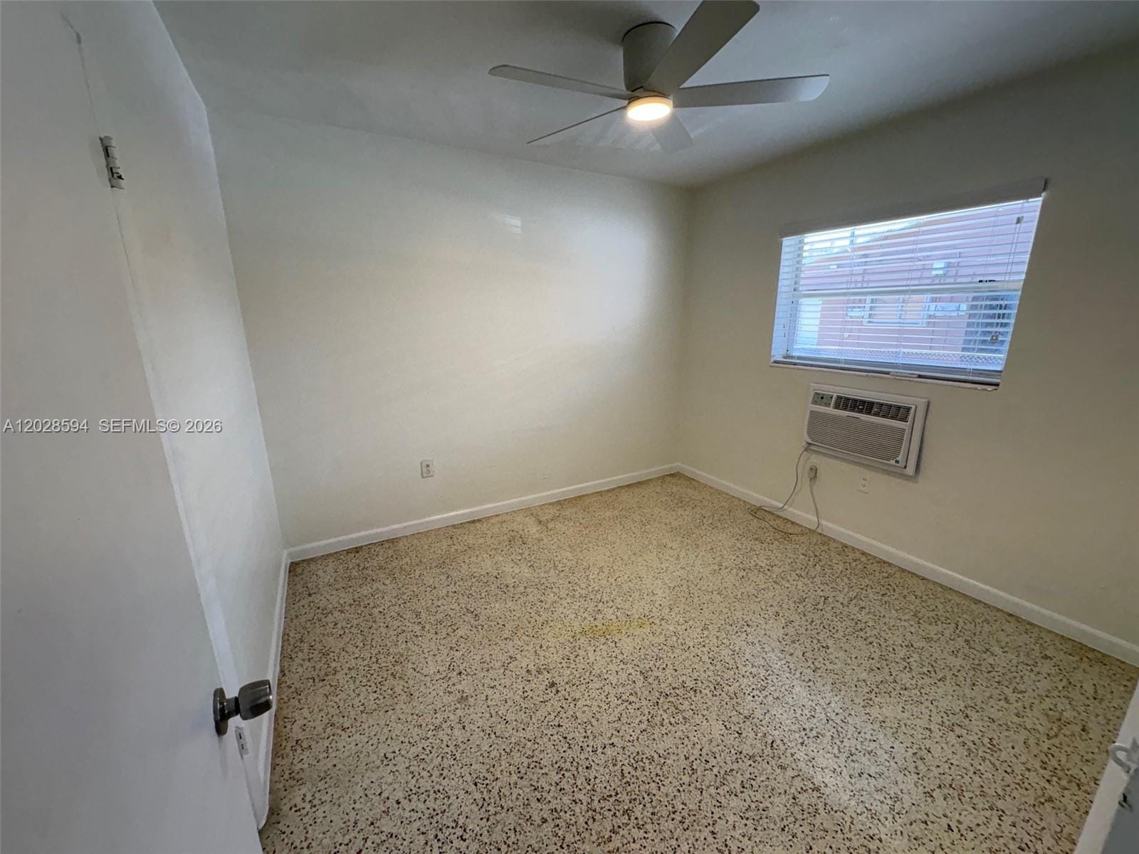 320 W 10th Street 3 — photo 9