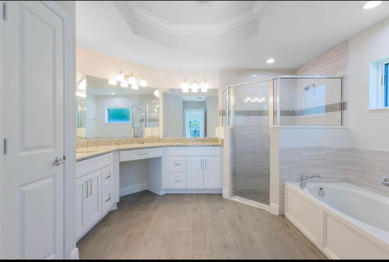 2372 SW Import Drive 2372 — photo 8