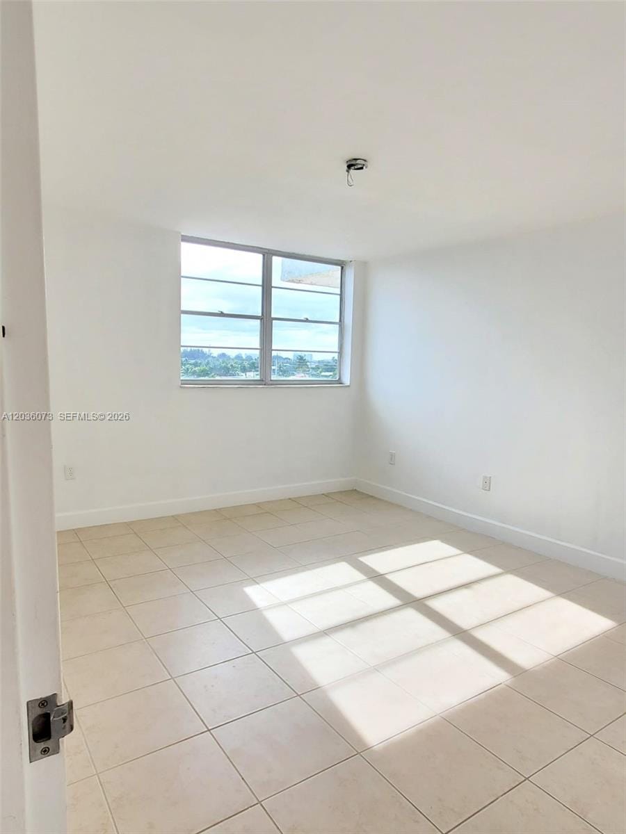7900 Tatum Waterway Drive 502, Miami Beach, FL 33141 photo 16