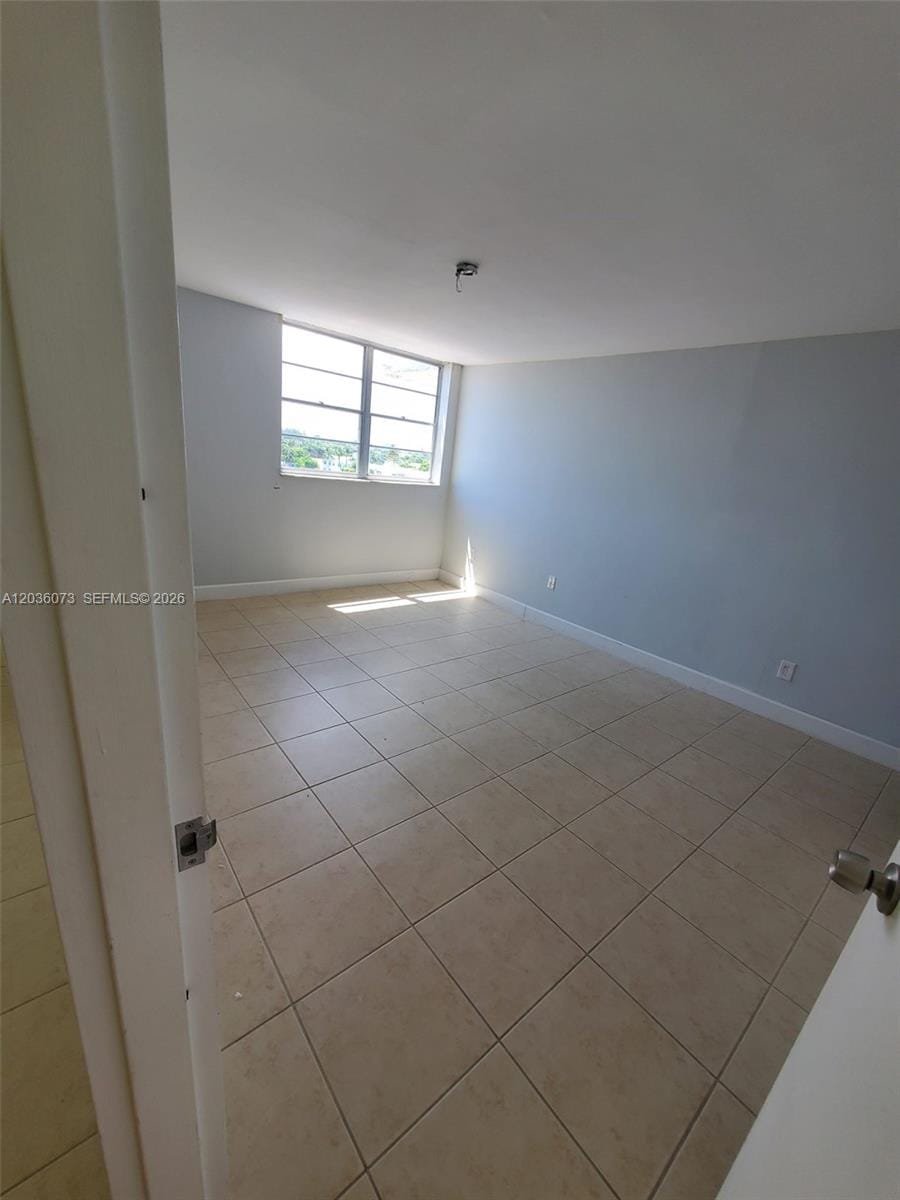 7900 Tatum Waterway Drive 502, Miami Beach, FL 33141 photo 8