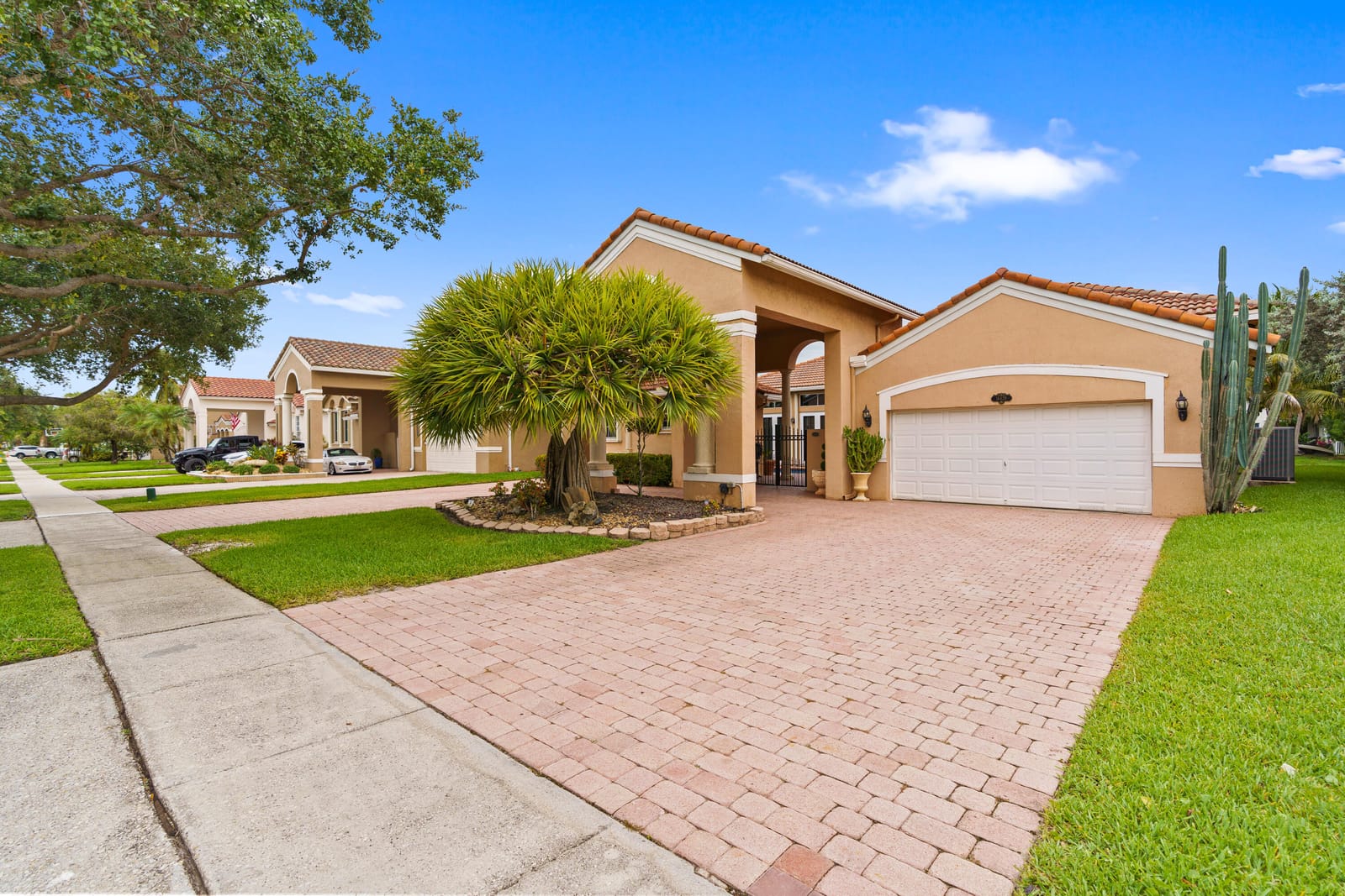 16429 NW 16th Street, Pembroke Pines, FL 33028 photo 3