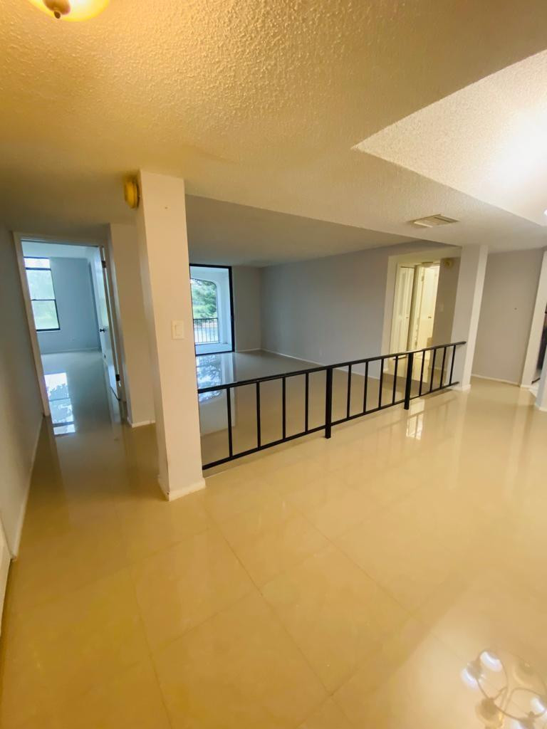 3760 Inverrary Drive 2h, Lauderhill, FL 33319, Lauderhill