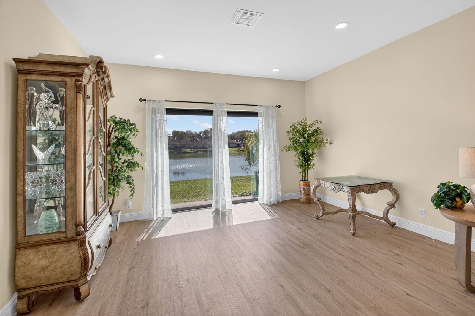 8350 Springlake Drive — photo 12