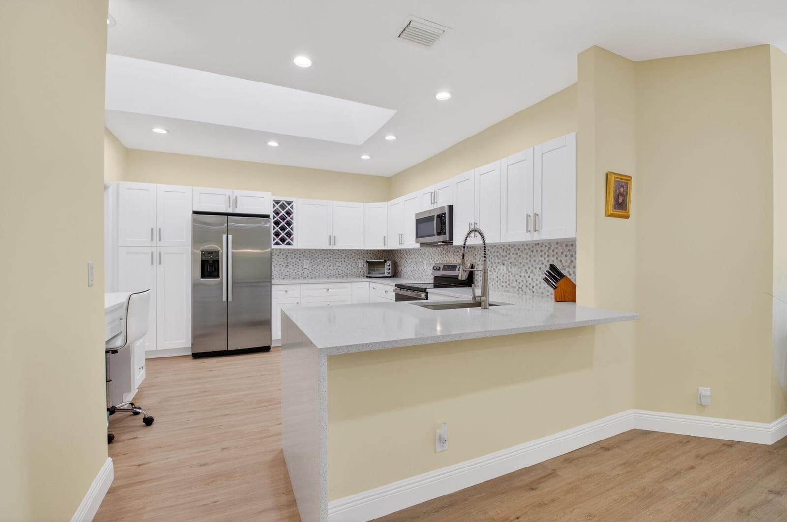 8350 Springlake Drive — photo 4