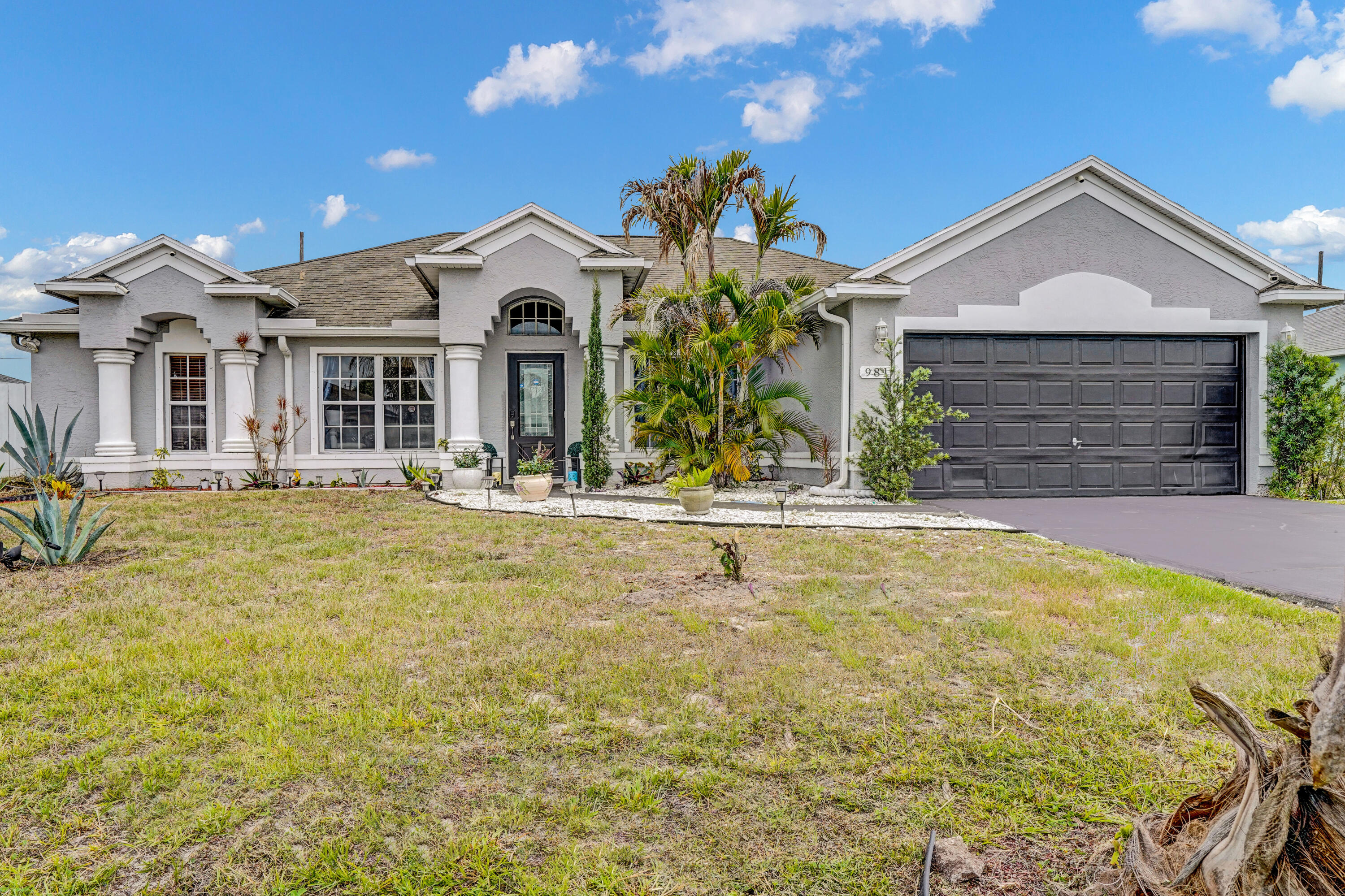 981 SW Mccomkle Avenue, Port St. Lucie, FL 34953, Port St Lucie