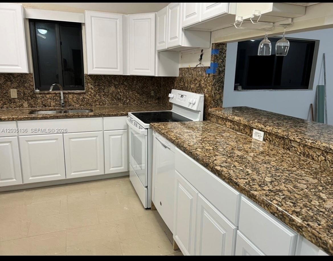 325 Menores Avenue, Coral Gables, FL 33134 photo 14