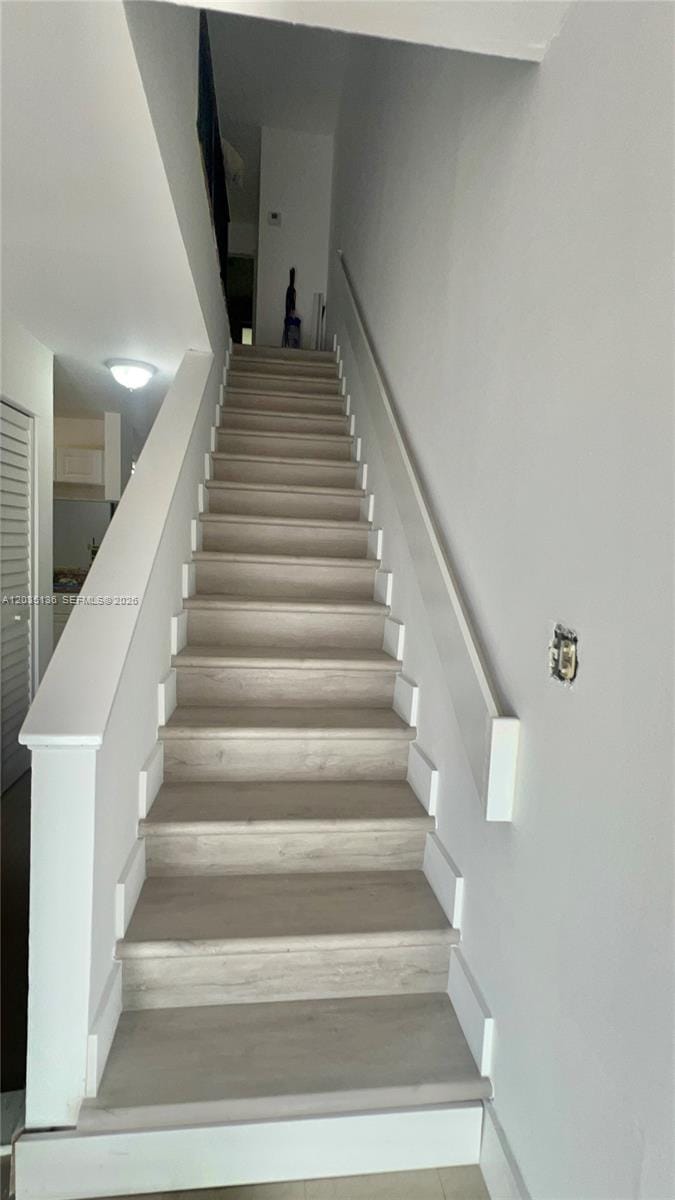 325 Menores Avenue, Coral Gables, FL 33134 photo 4
