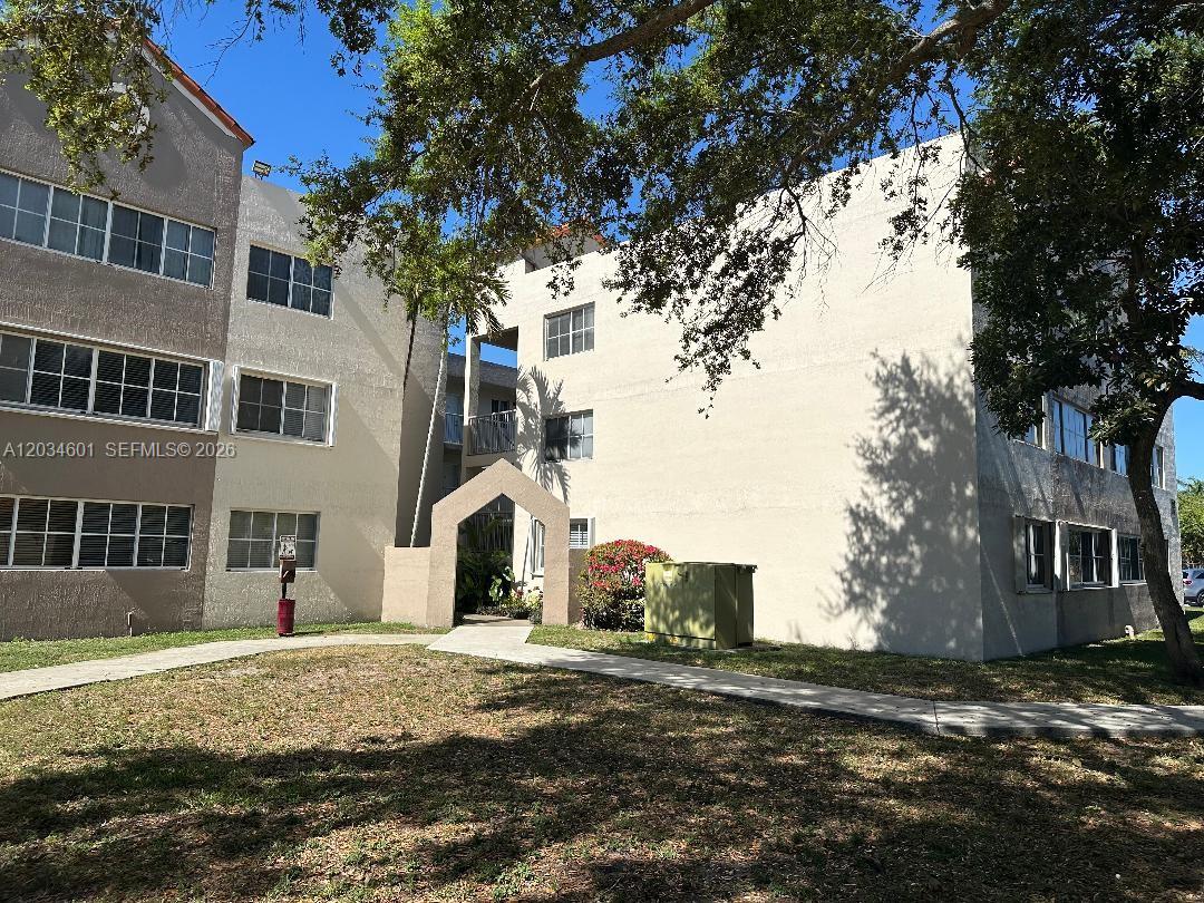 6175 NW 186th Street 110, Hialeah, FL 33015, Hialeah