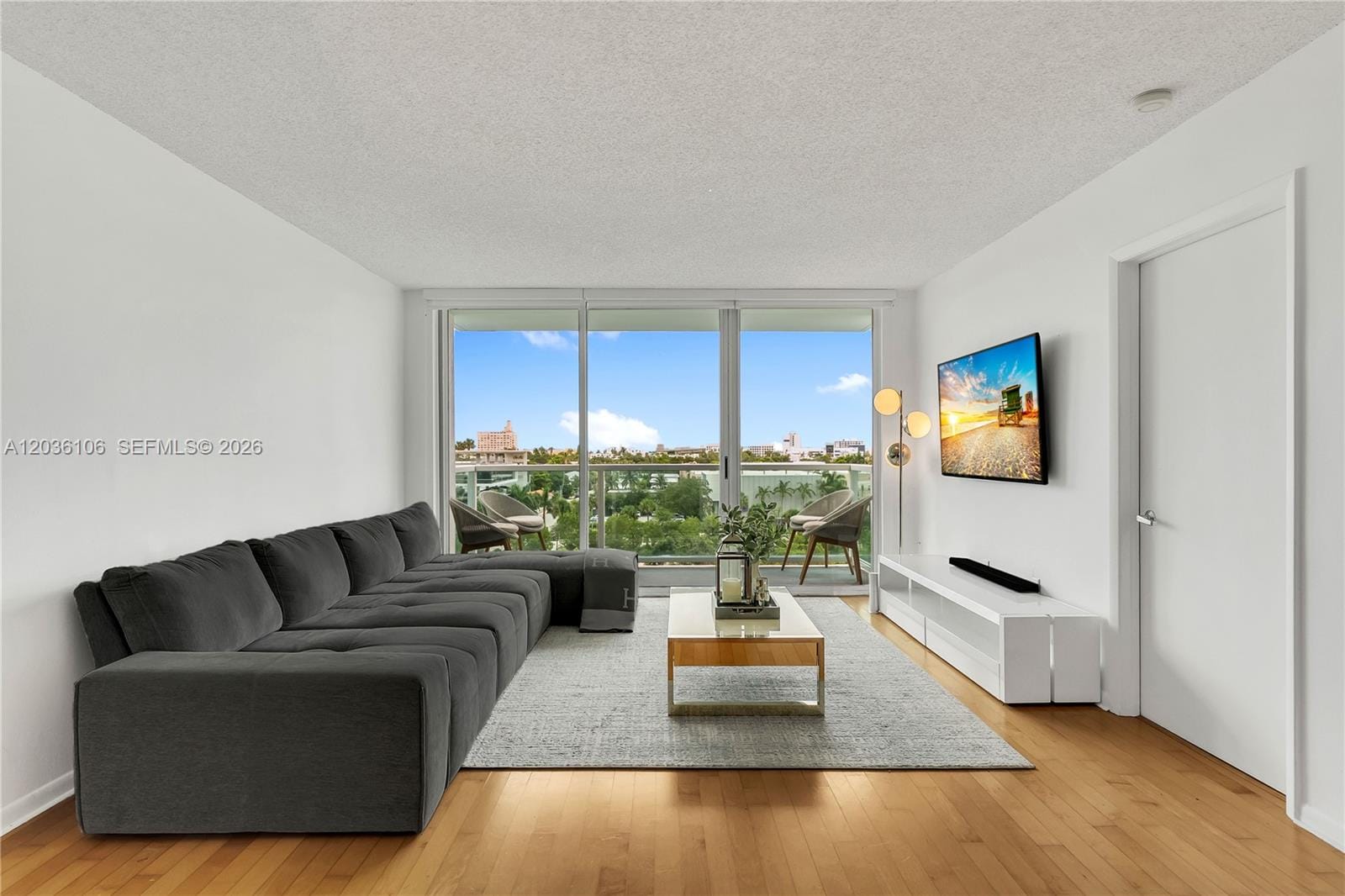 650 West Avenue 704 — photo 2