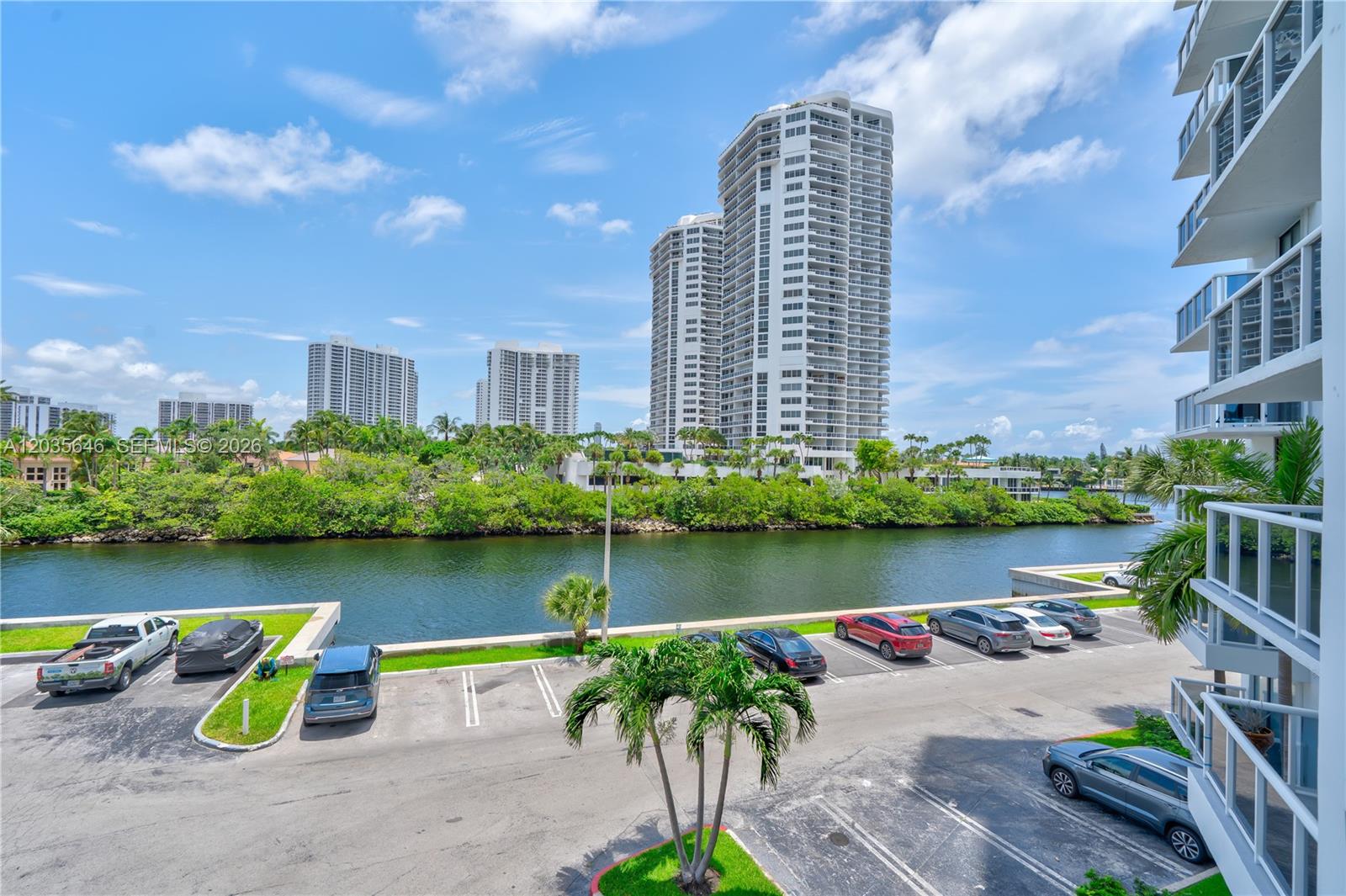 20505 E Country Club Drive 331, Aventura, FL 33180, Aventura