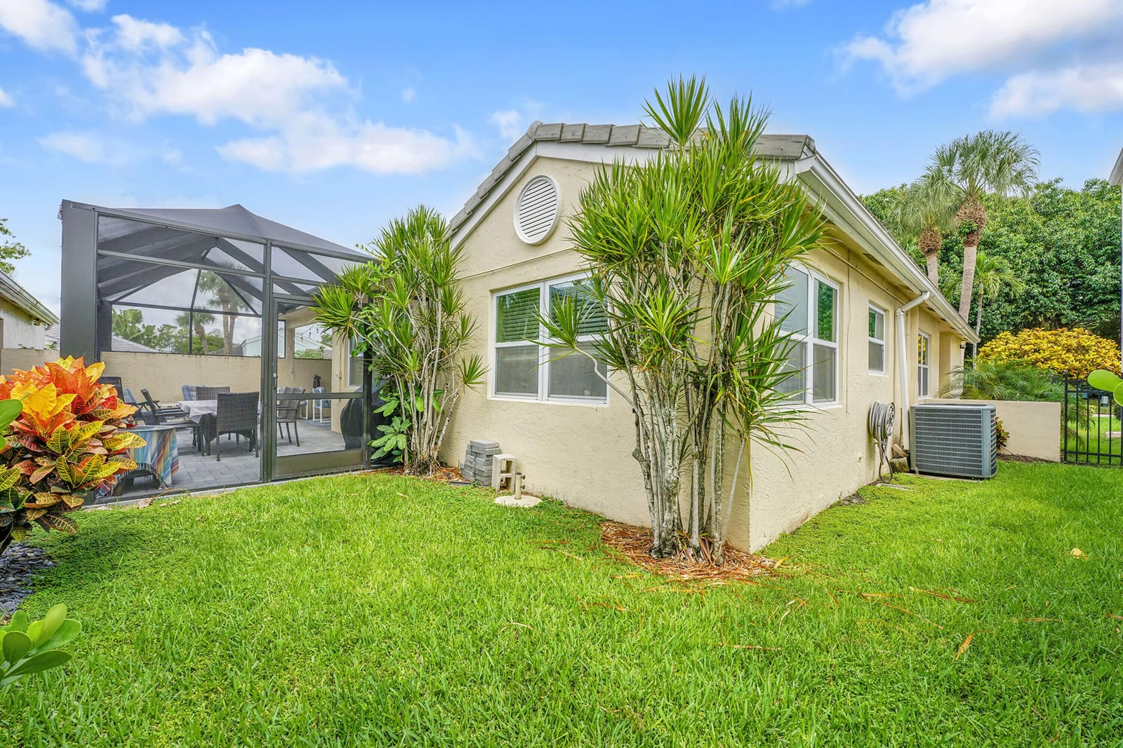 7917 Travlers Tree Drive — photo 7