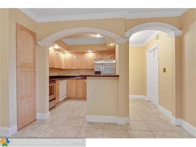 901 NE 3rd Street 101 — photo 3