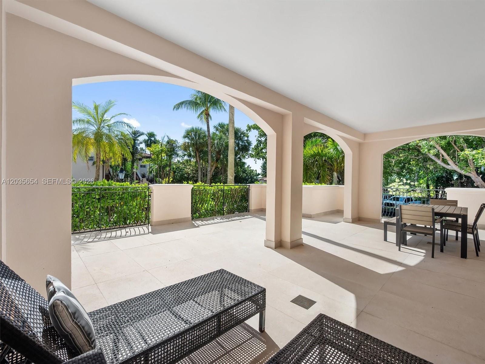 19116 Fisher Island Drive 19116, Miami Beach, FL 33109 photo 2