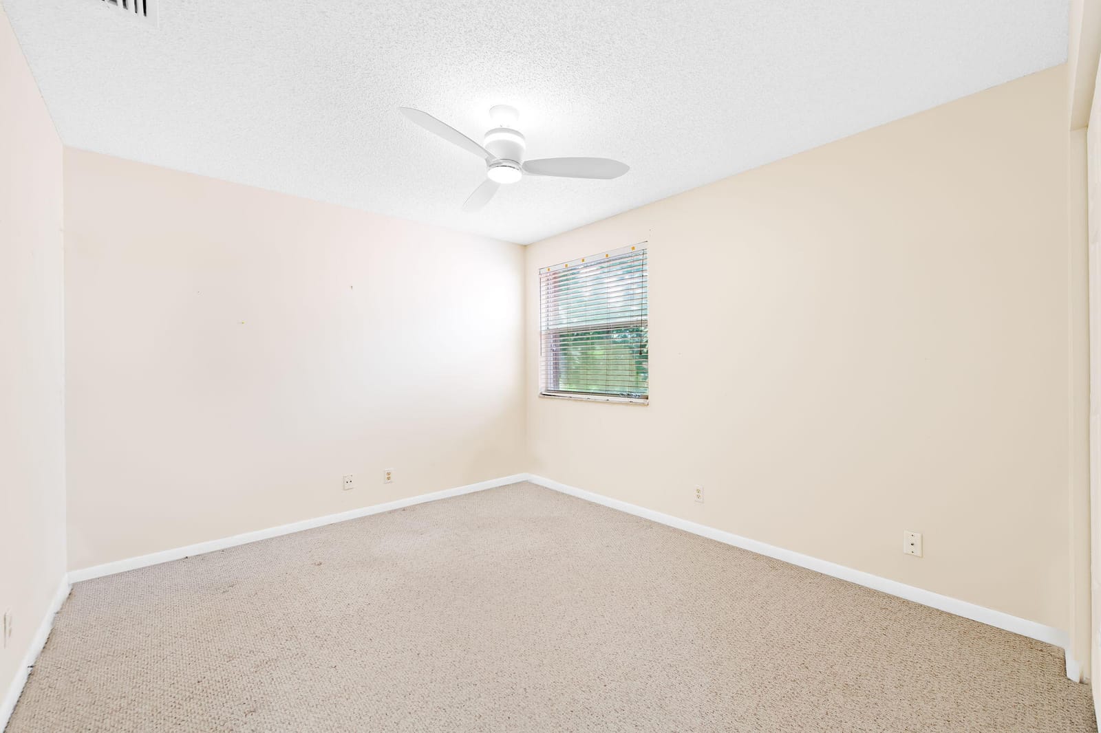 2712 Cayenne Avenue, Cooper City, FL 33026 photo 19