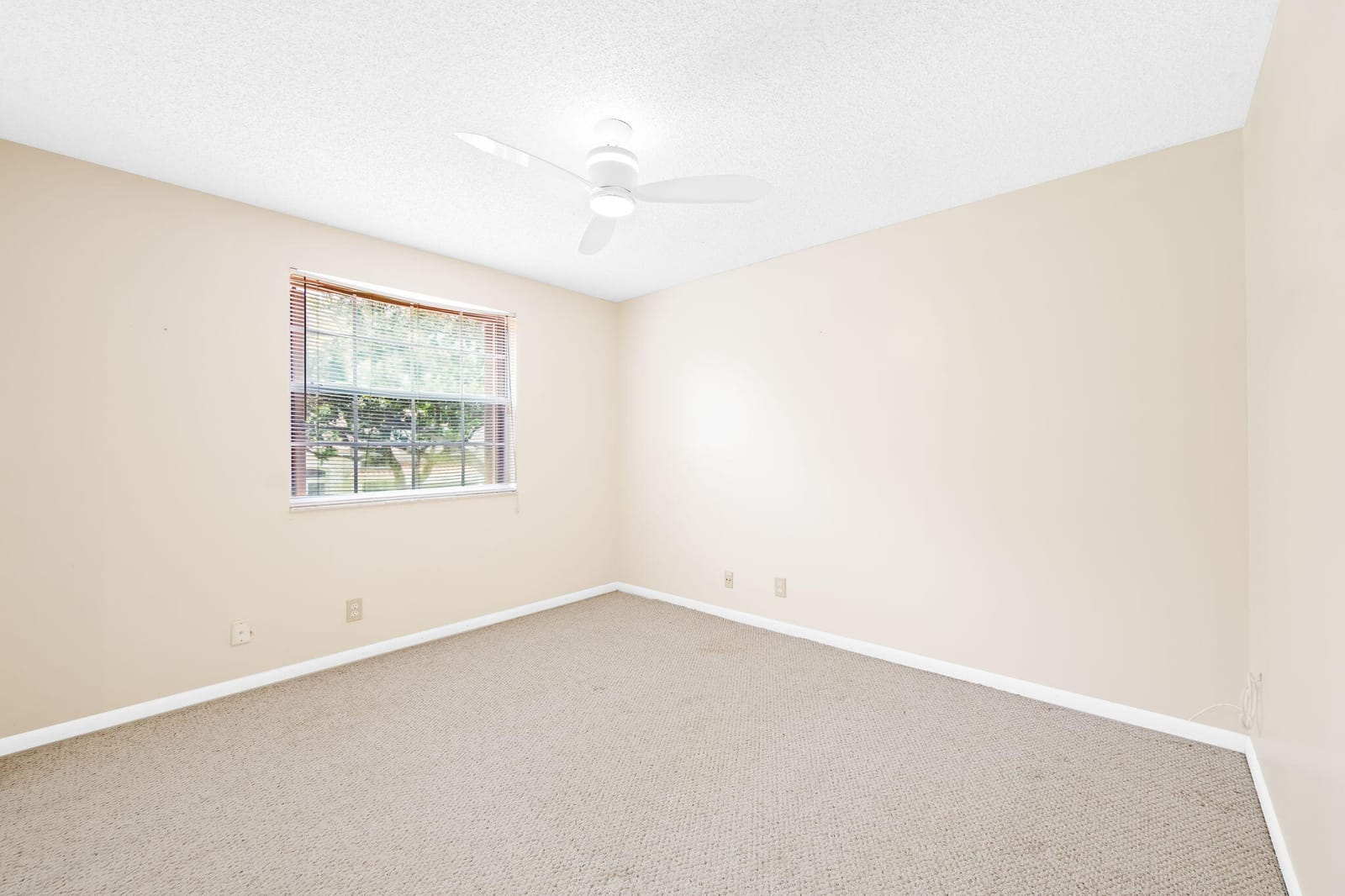 2712 Cayenne Avenue, Cooper City, FL 33026 photo 21