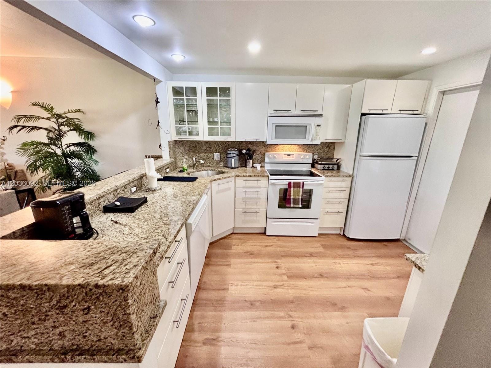 3051 S Palm Aire Drive 102, Pompano Beach, FL 33069 photo 3