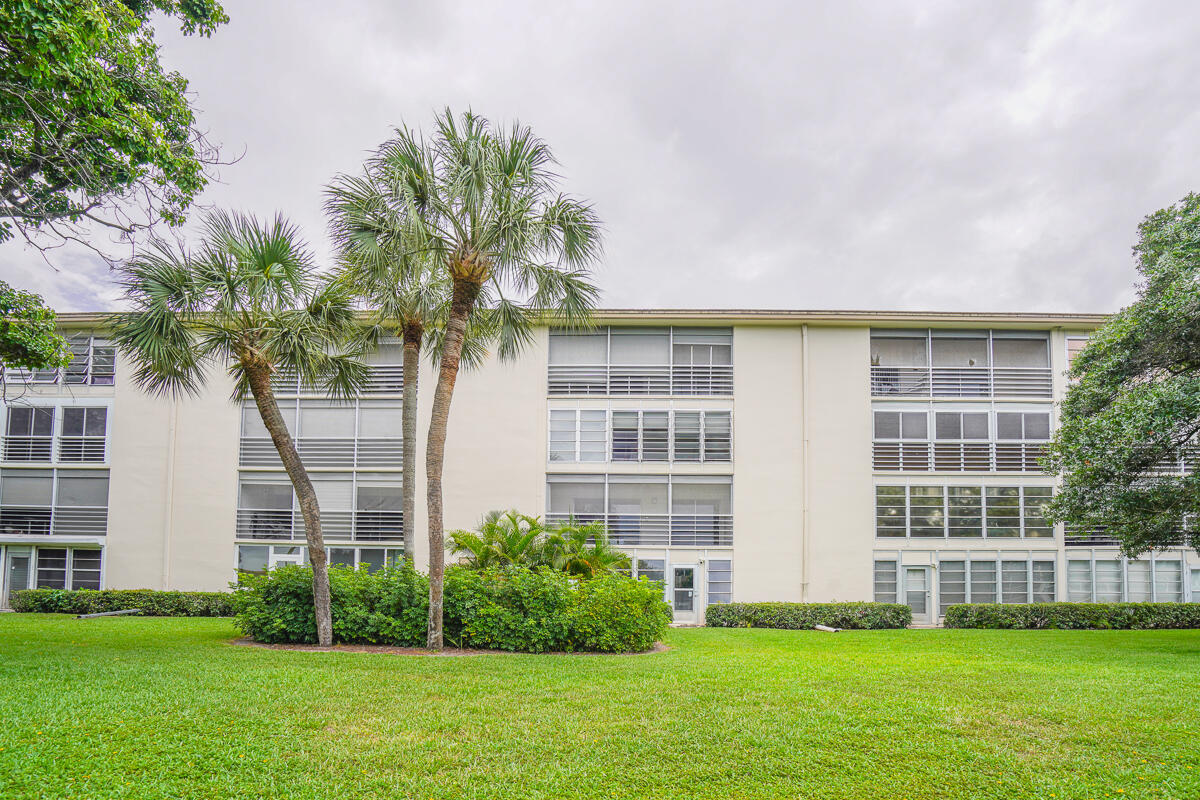 4401 Martinique Court D2, Coconut Creek, FL 33066 photo 28