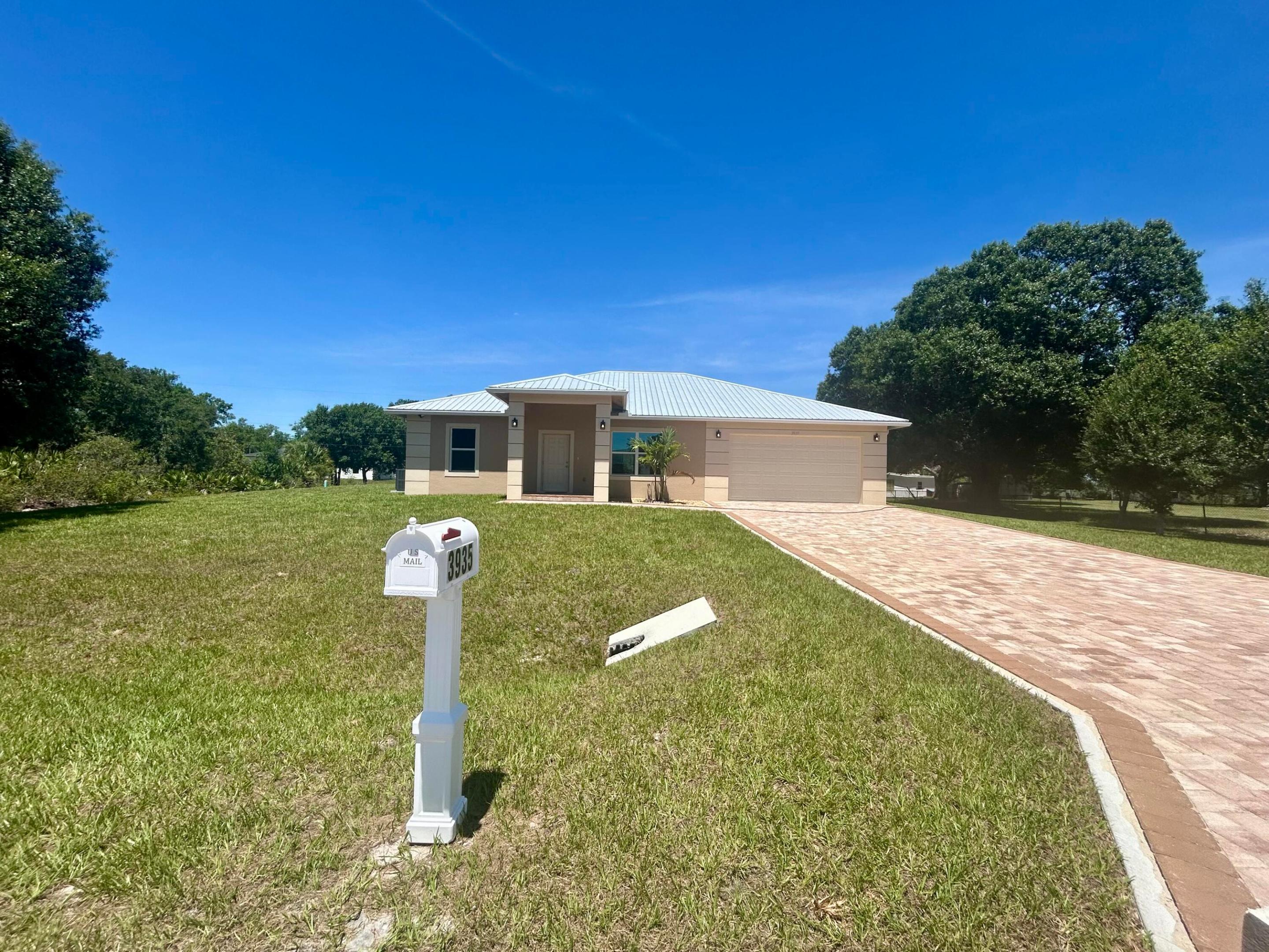 3935 NW 18th Avenue, Okeechobee, FL 34972, Okeechobee