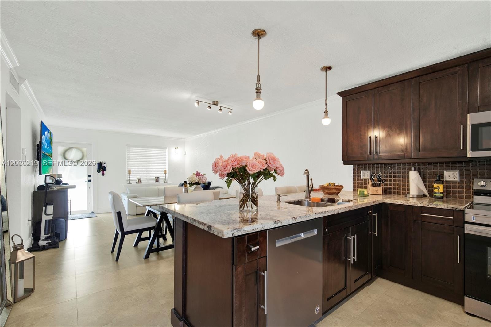 4260 SW 68th Court — photo 4