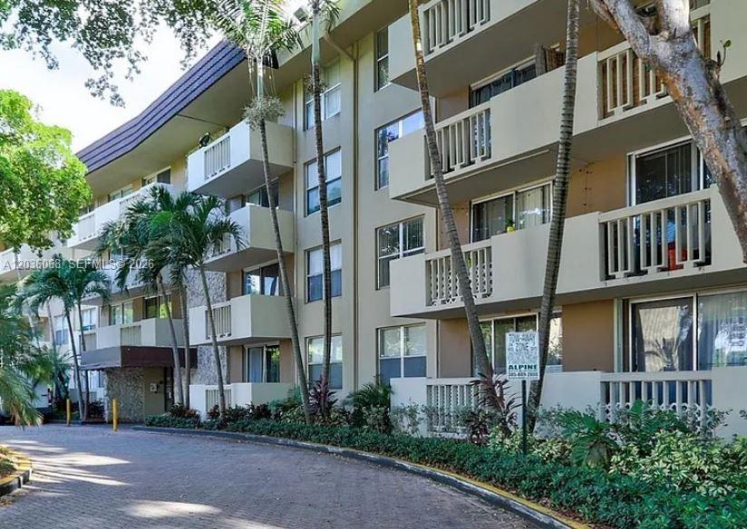 1805 Sans Souci Boulevard 506, North Miami, FL 33181, North Miami