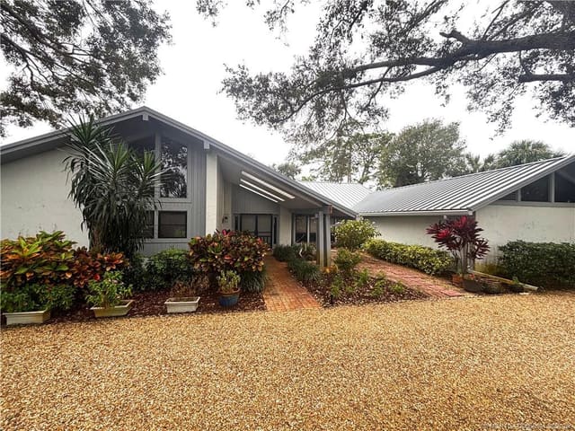 5220 SE Burning Tree Circle S, Mariner Sands, Stuart, FL
