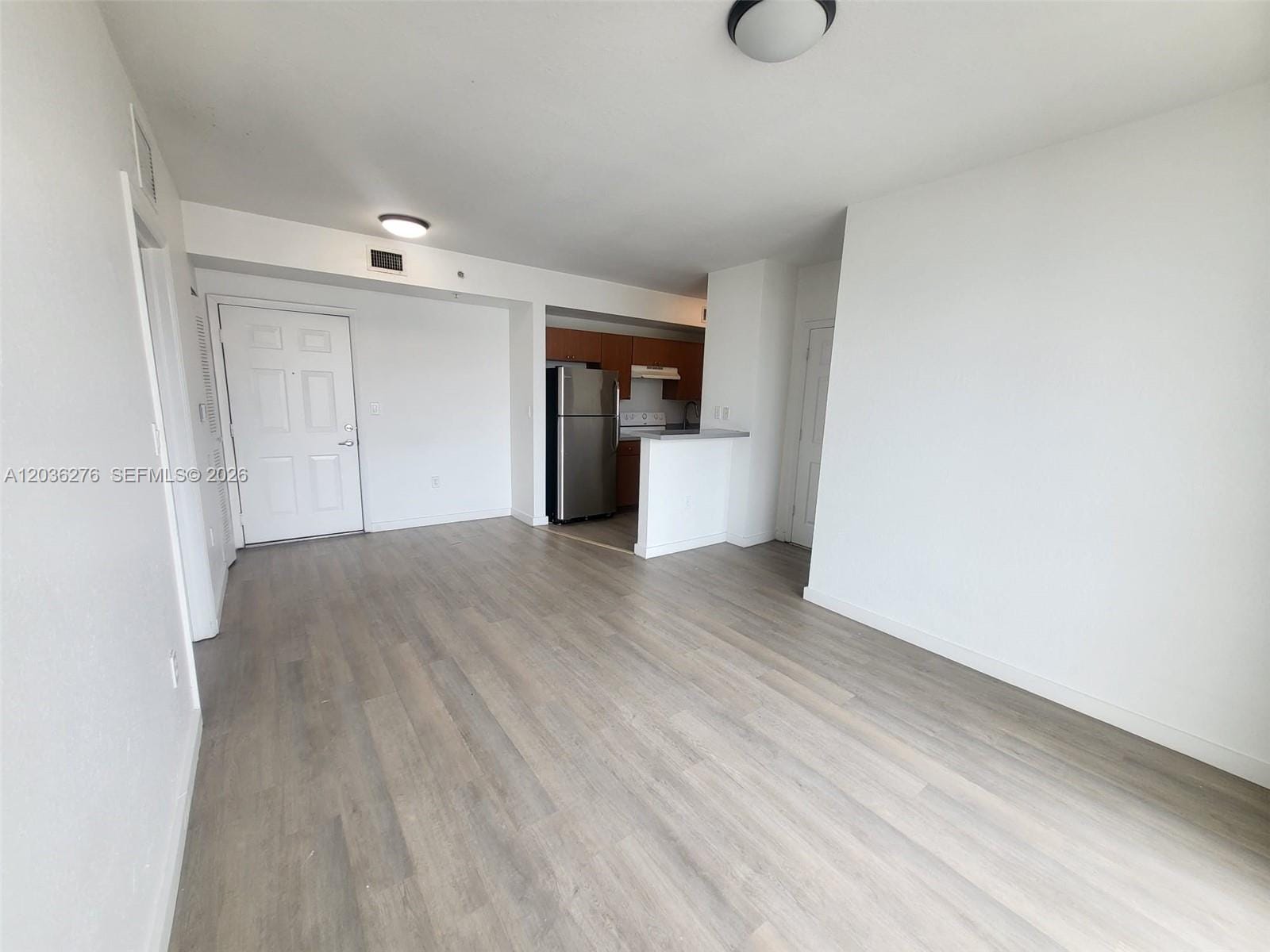 120 SW 8th Avenue 703, Miami, FL 33130 photo 2