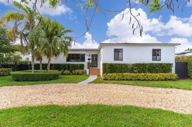 8281 SW 27th Lane, Miami, FL 33155