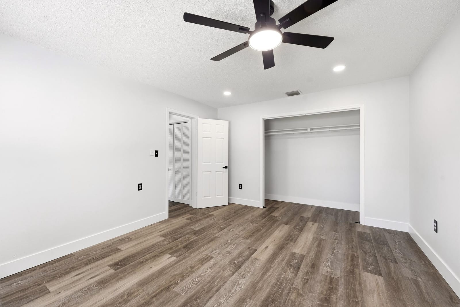 6007 Fort Pierce Boulevard — photo 11