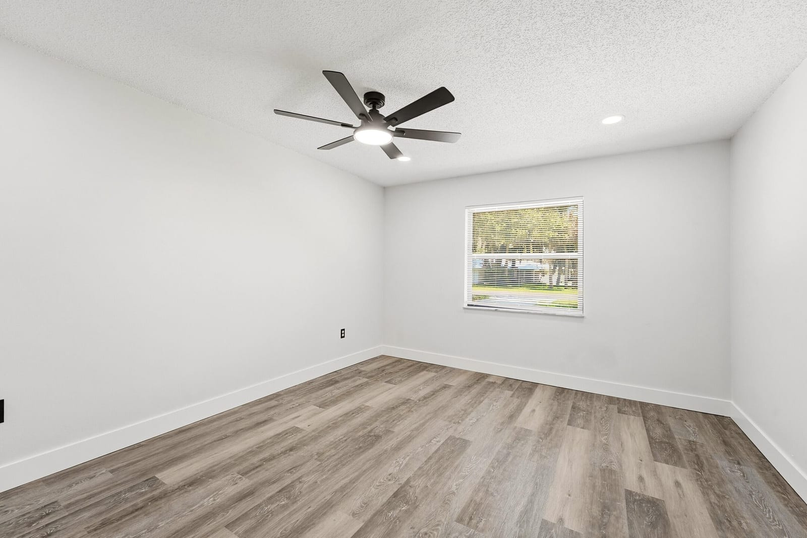 6007 Fort Pierce Boulevard — photo 12