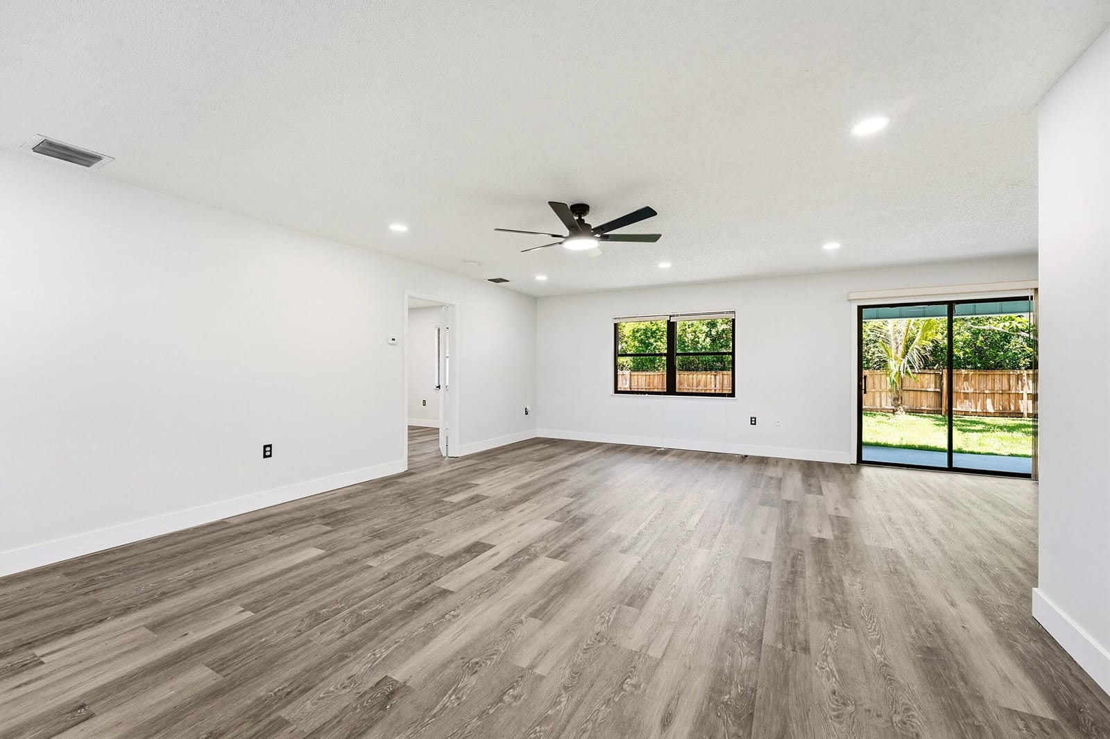 6007 Fort Pierce Boulevard — photo 4