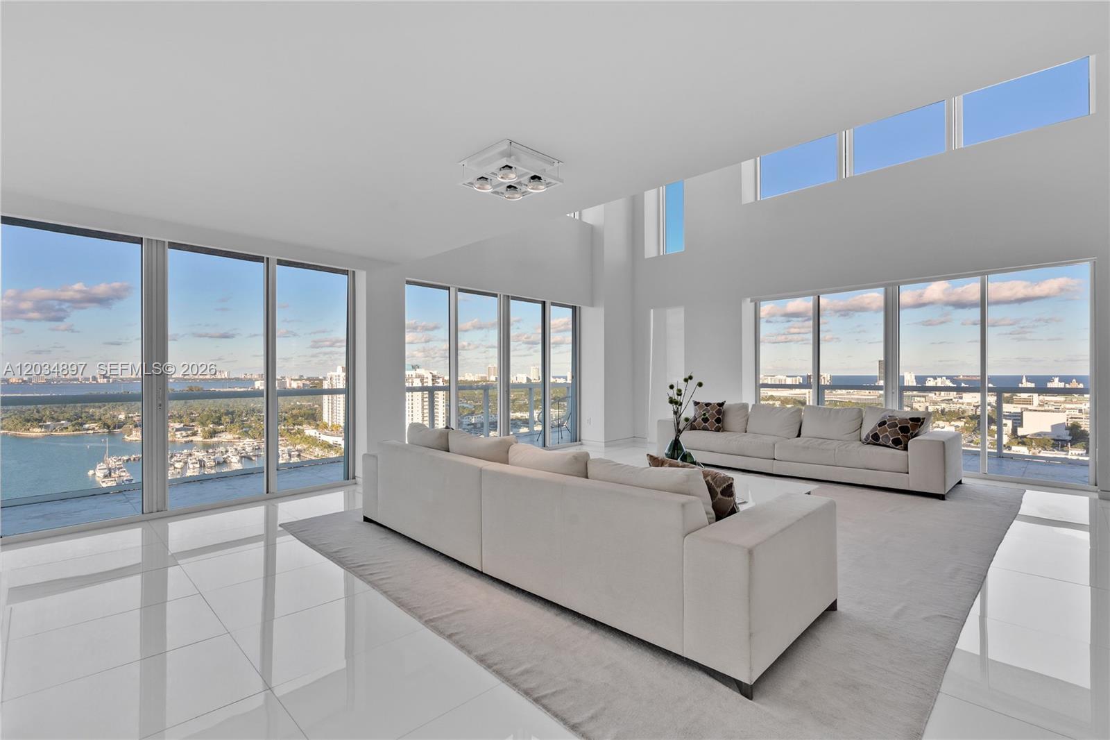 10 Venetian Way PH04, Miami Beach, FL 33139, Miami Beach