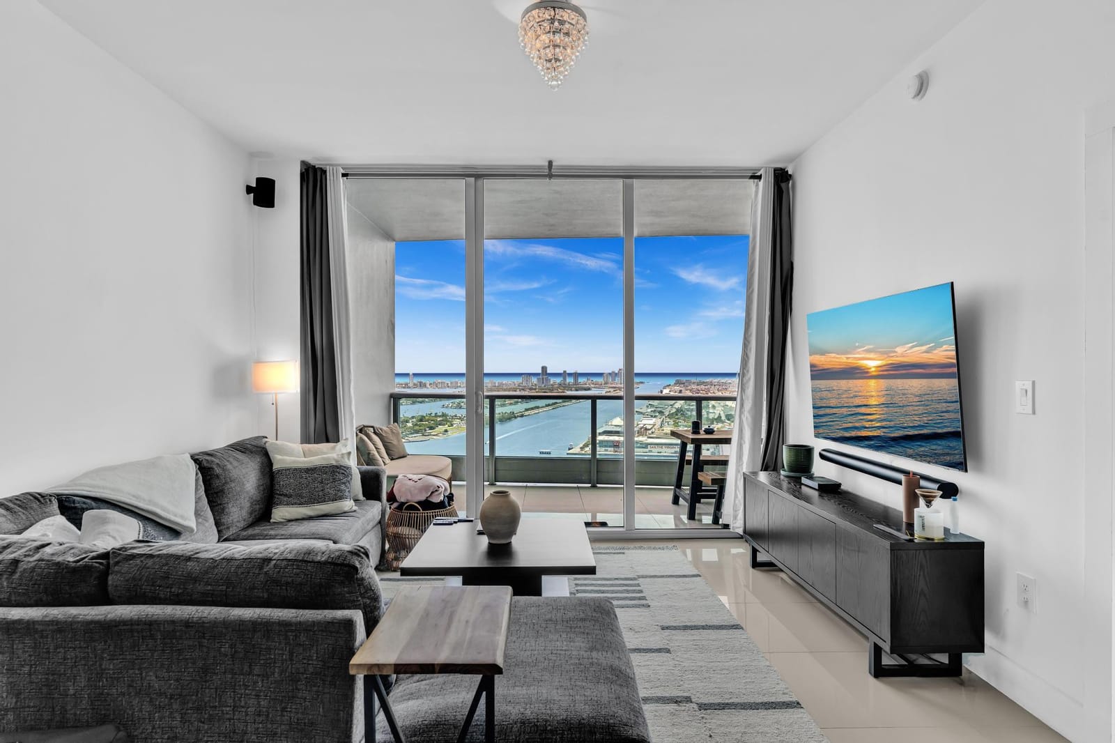 900 Biscayne Boulevard 4703, Miami, FL 33132 photo 15