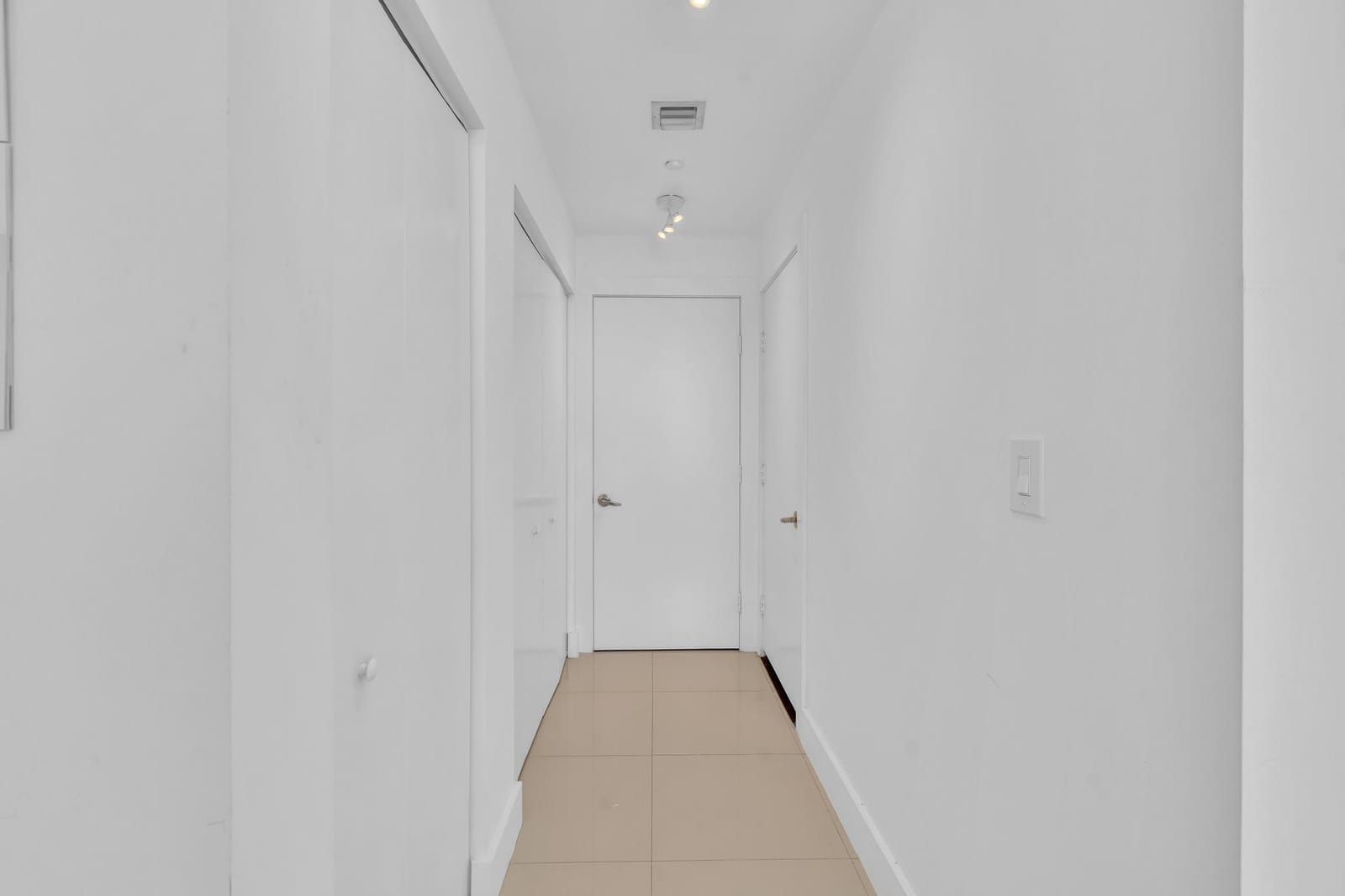 900 Biscayne Boulevard 4703, Miami, FL 33132 photo 23
