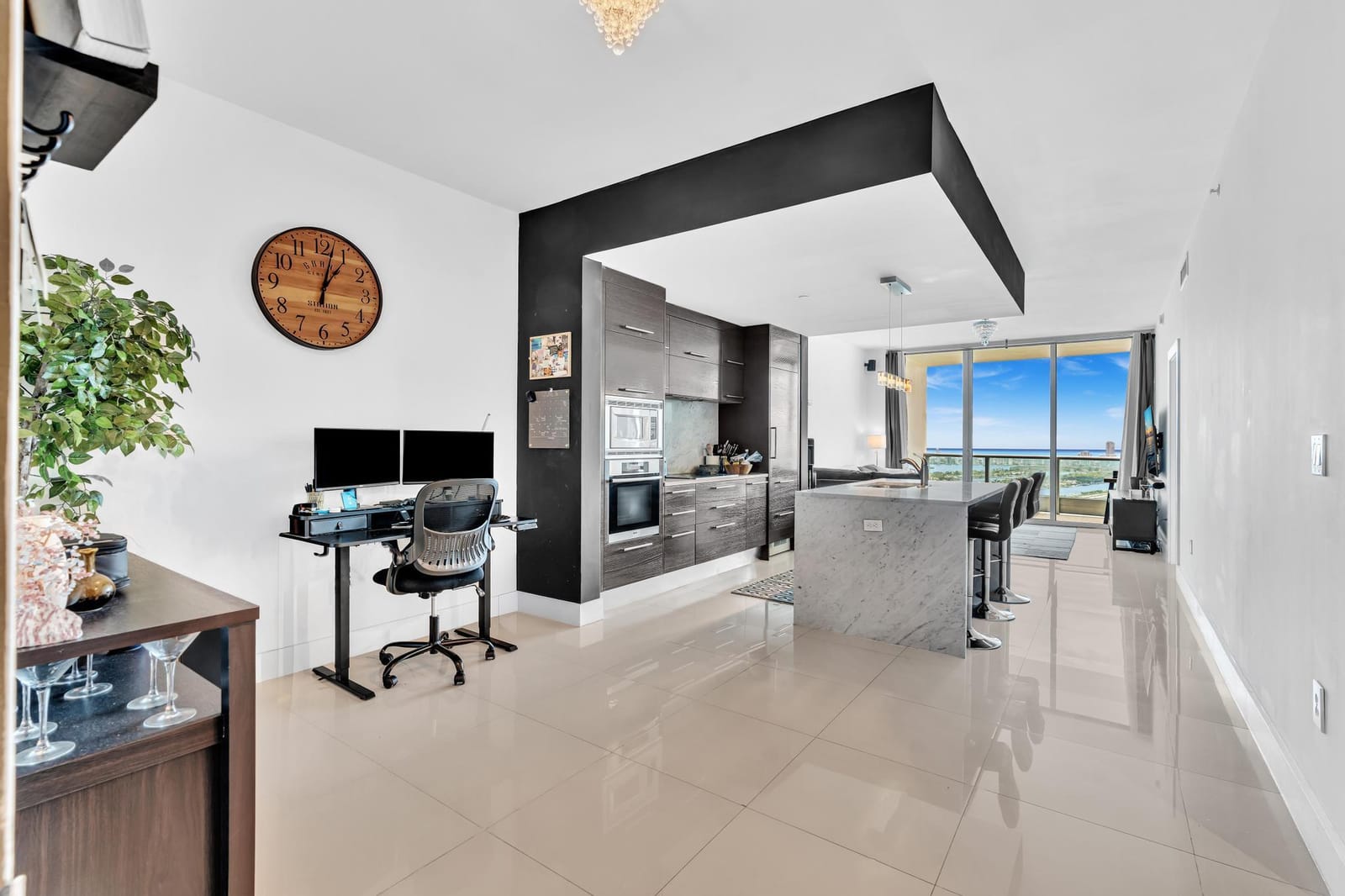 900 Biscayne Boulevard 4703, Miami, FL 33132 photo 8