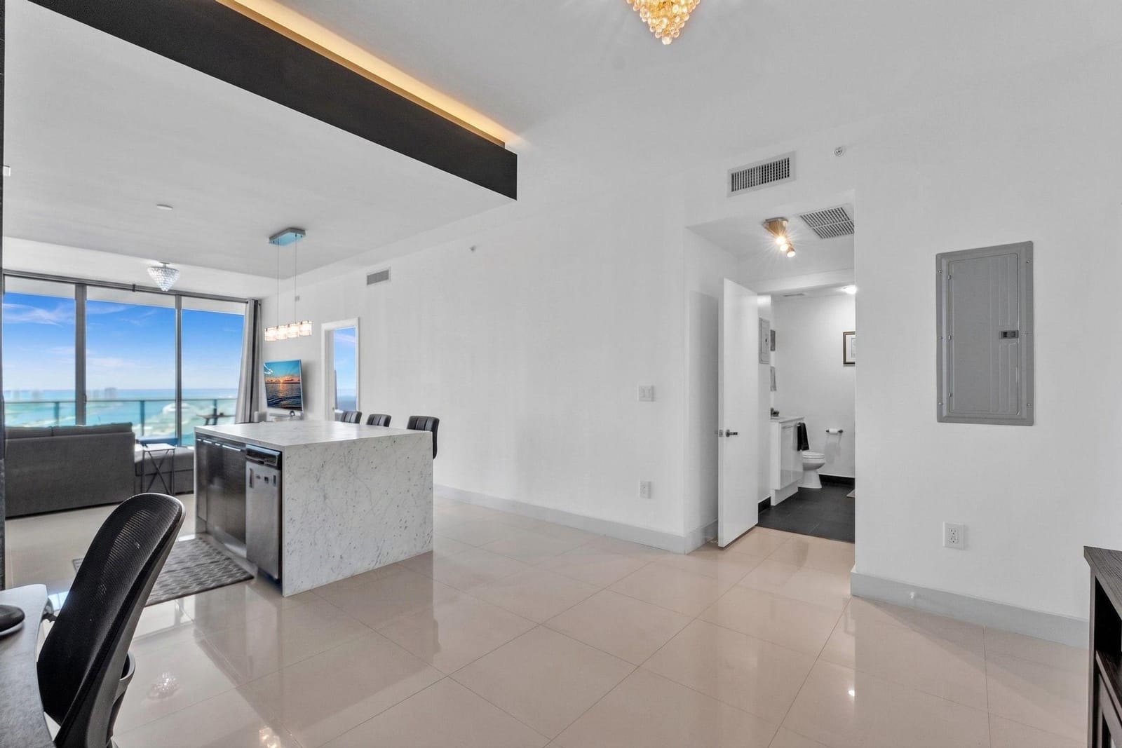 900 Biscayne Boulevard 4703, Miami, FL 33132 photo 10