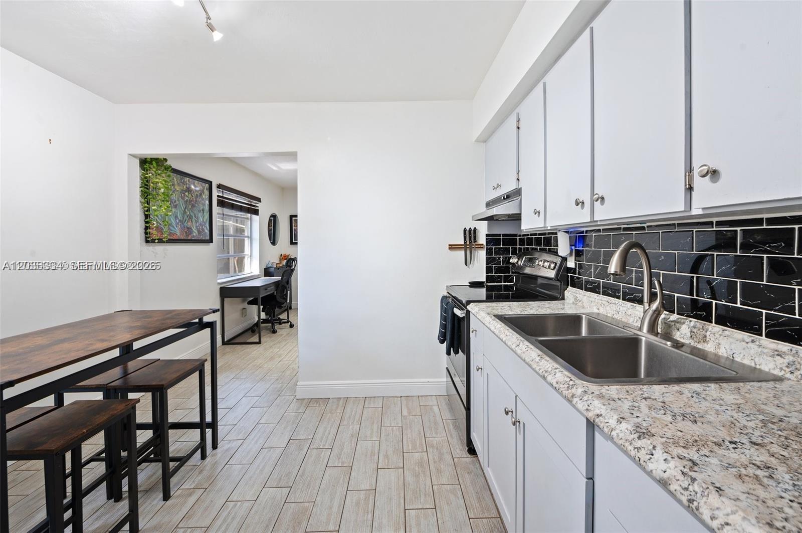 5120 SW 26th Avenue 12, Dania Beach, FL 33312, Dania Beach